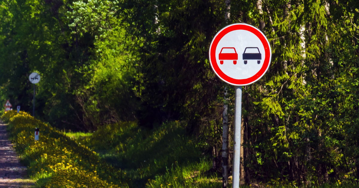 No Overtaking Sign