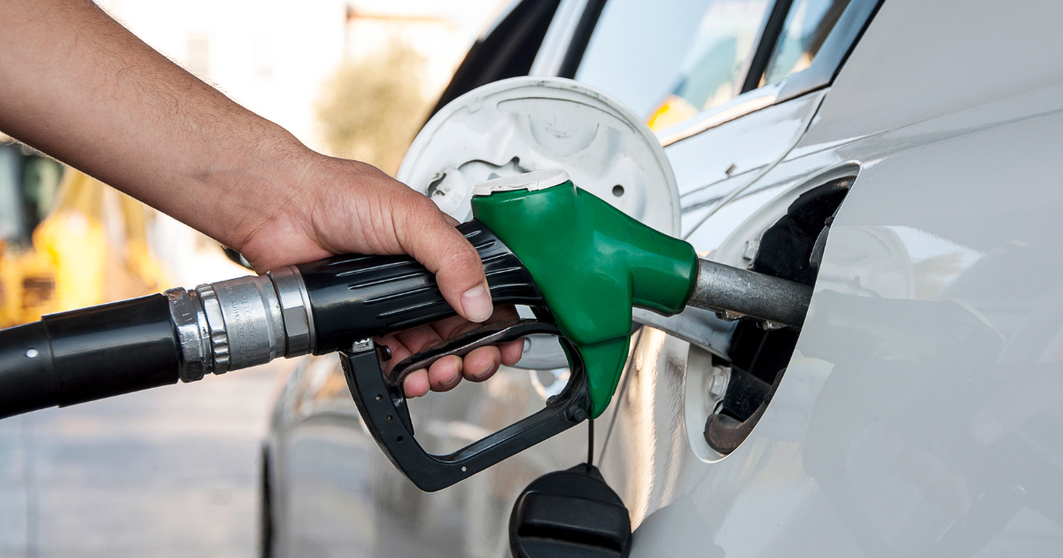 filling car petrol tank up