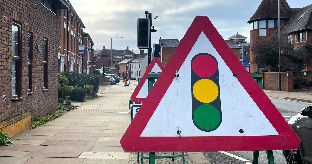 temporary traffic lights